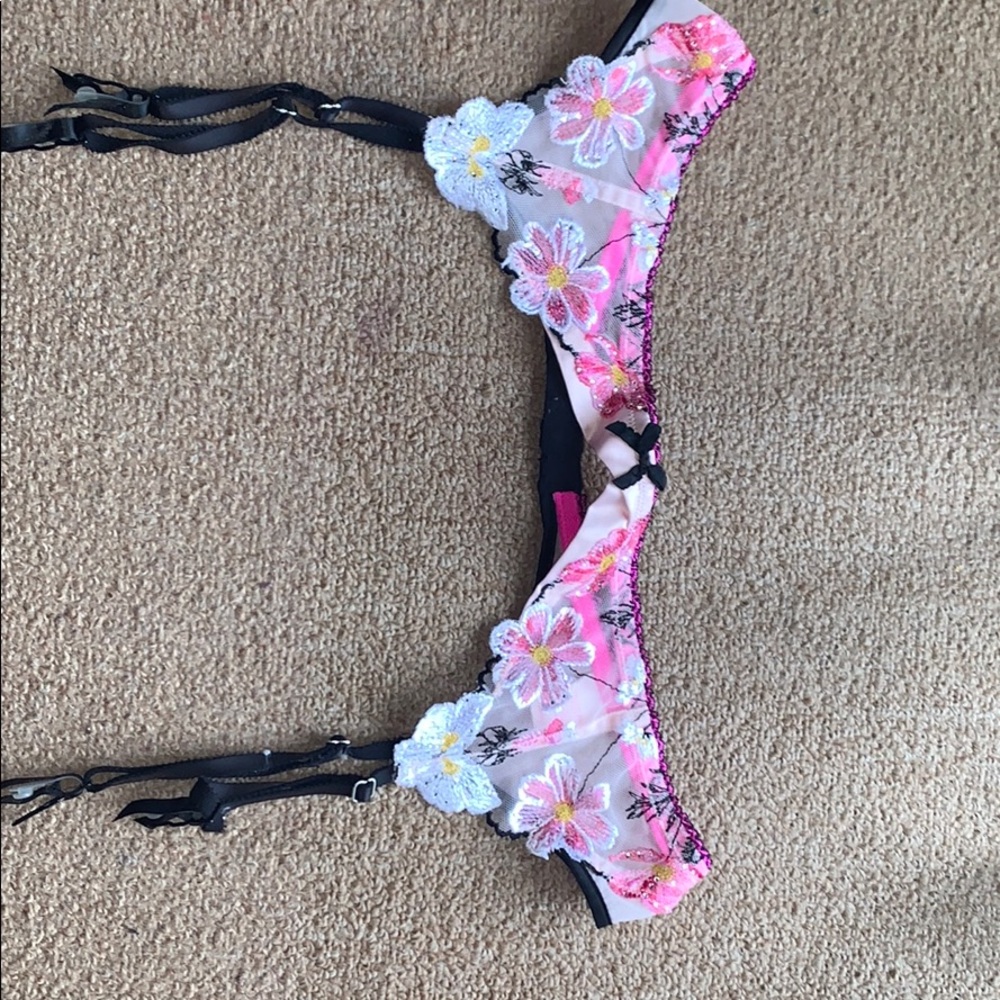 Victoria Secret Garter Belt